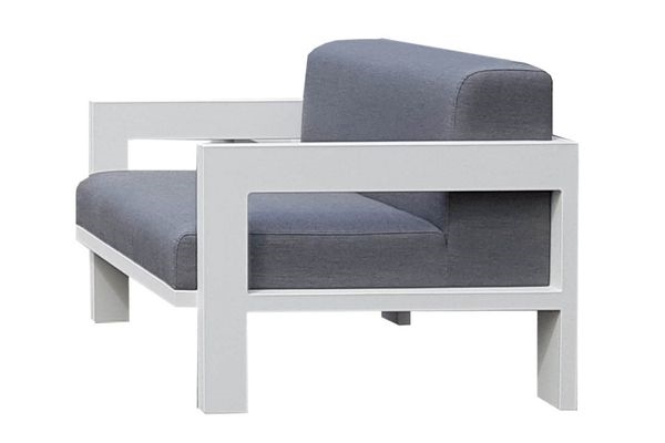 Lyon Outdoor Chair (2)