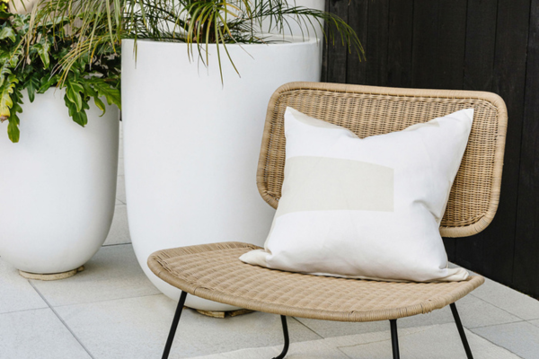 Meelan Outdoor Cushion 1