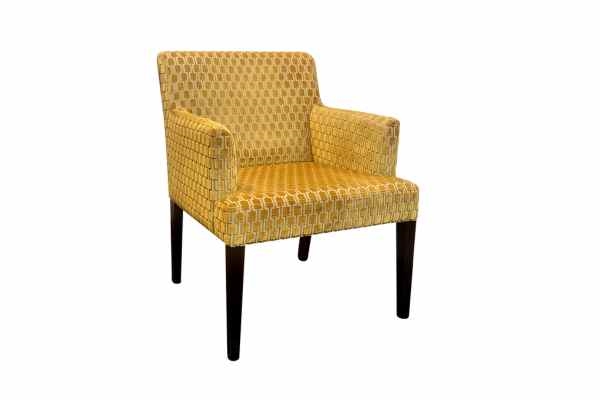 Carlos Wide Armchair (Bakerloo Gold)