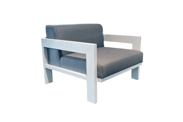 Lyon Outdoor Chair (White)